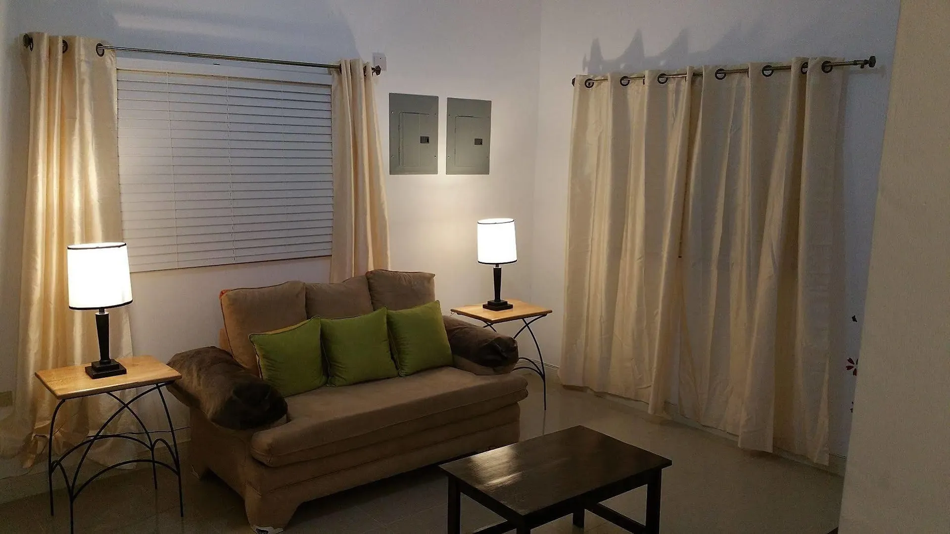 Hotel The Oasis Golf Retreat Spanish Town
