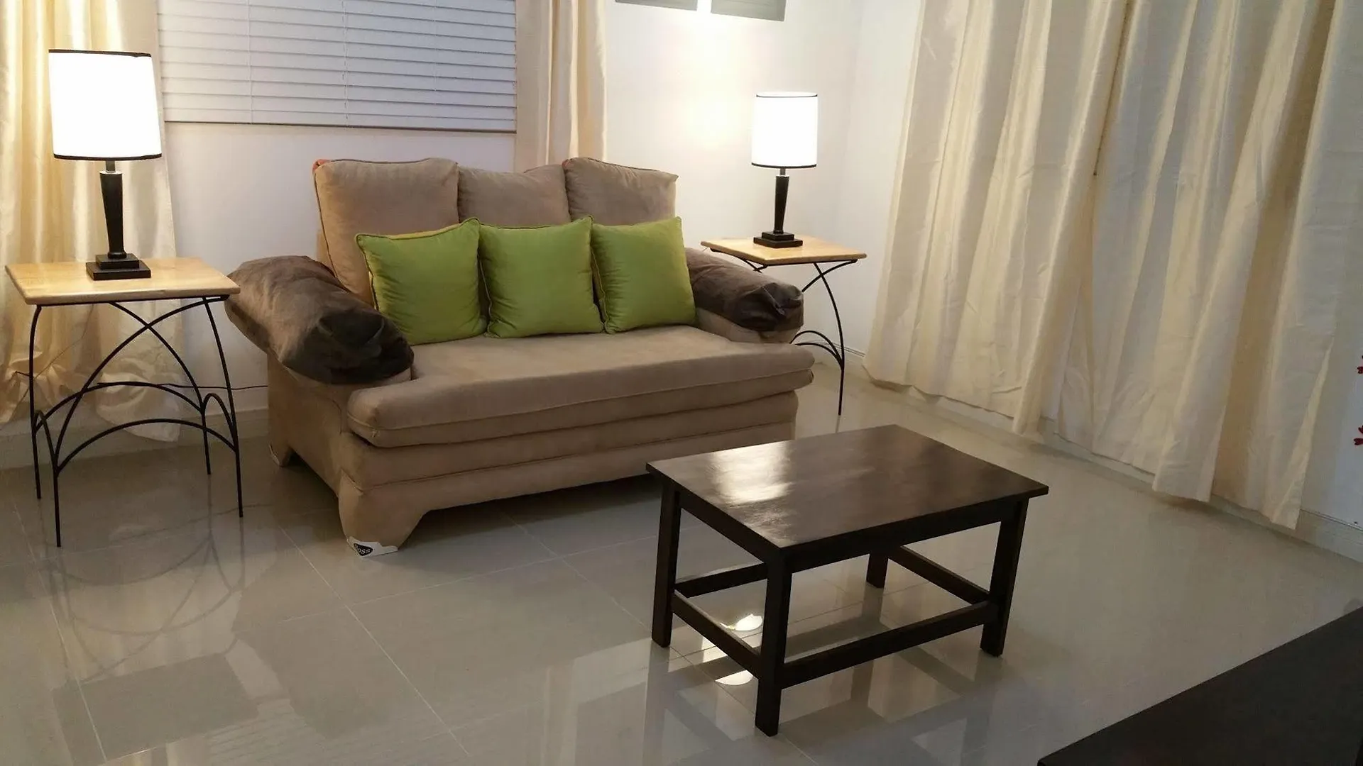 Hotel The Oasis Golf Retreat Spanish Town
