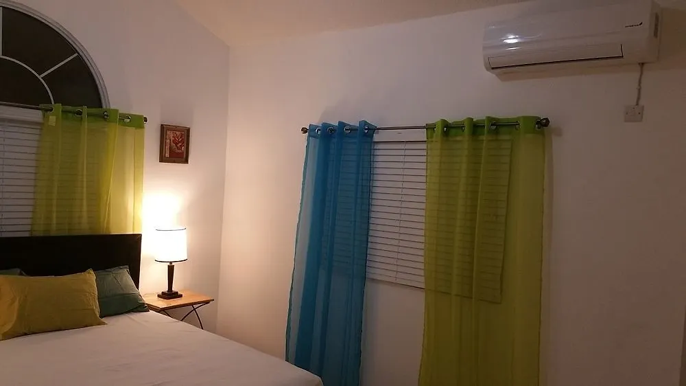 The Oasis Golf Retreat Ξενοδοχείο Spanish Town